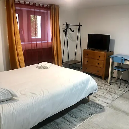 Sainte Cecile 9 - Pop Entre Sol Apartment *